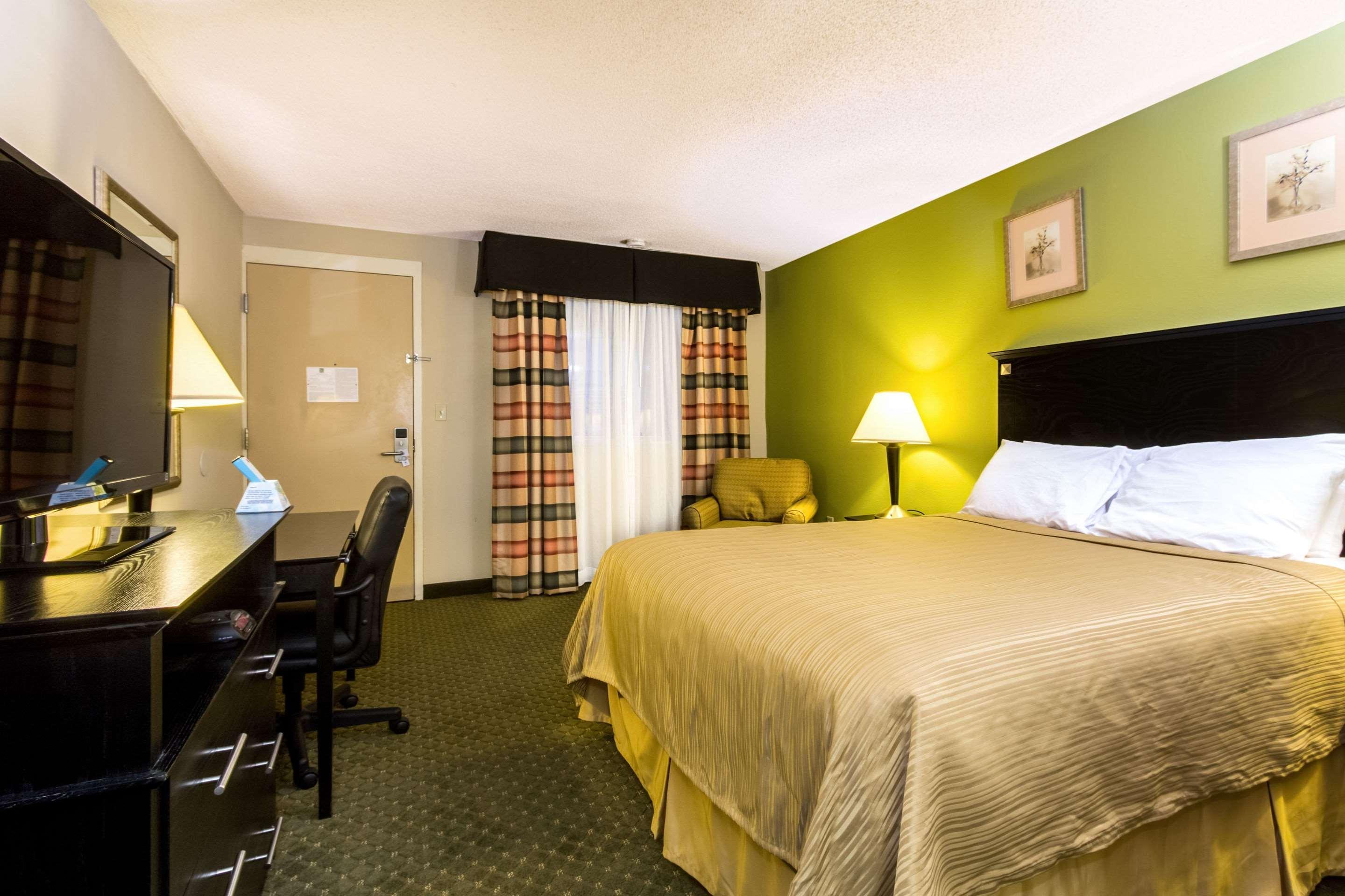 Quality Inn & Suites Moline - Quad Cities Esterno foto