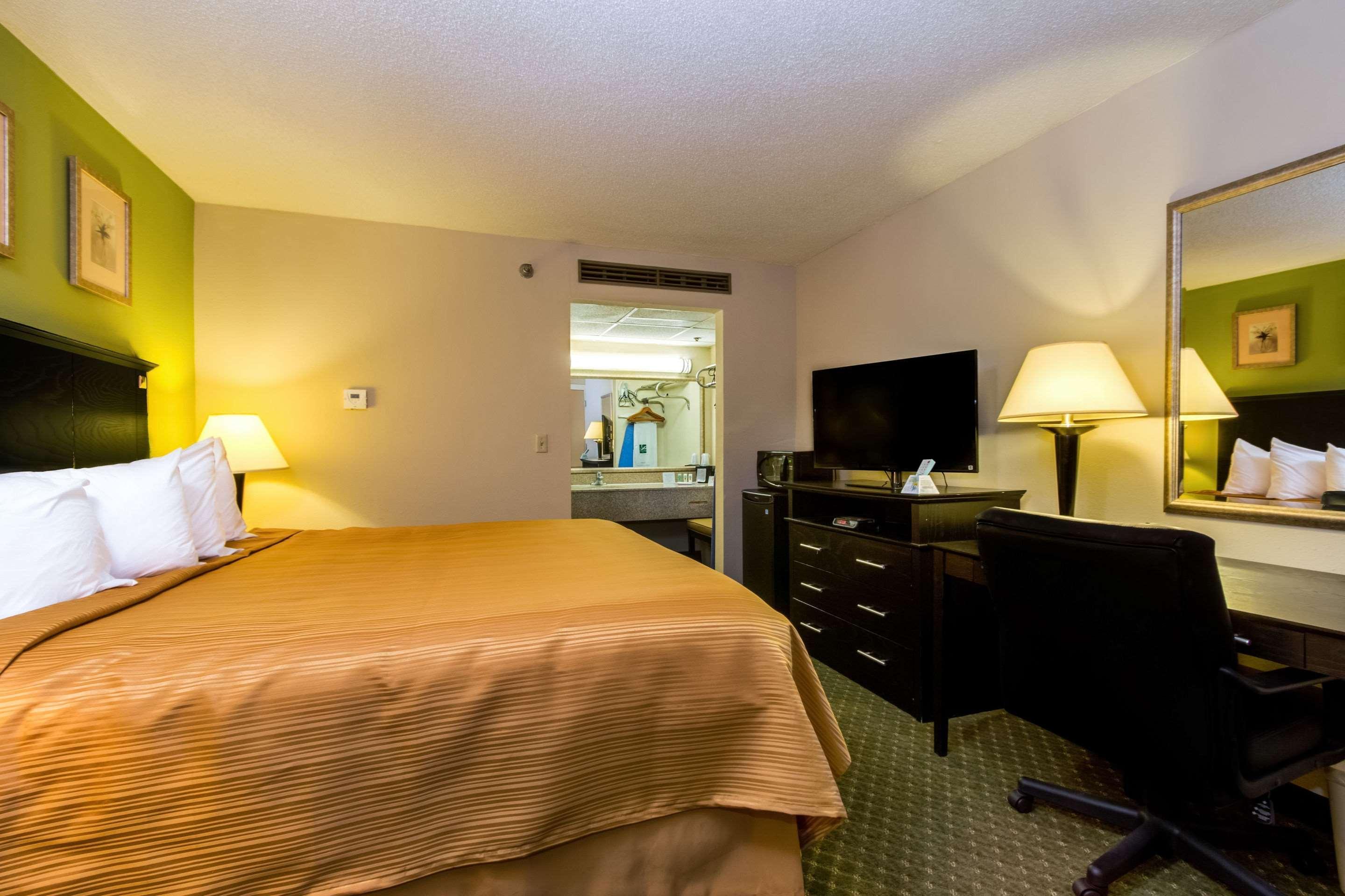 Quality Inn & Suites Moline - Quad Cities Esterno foto