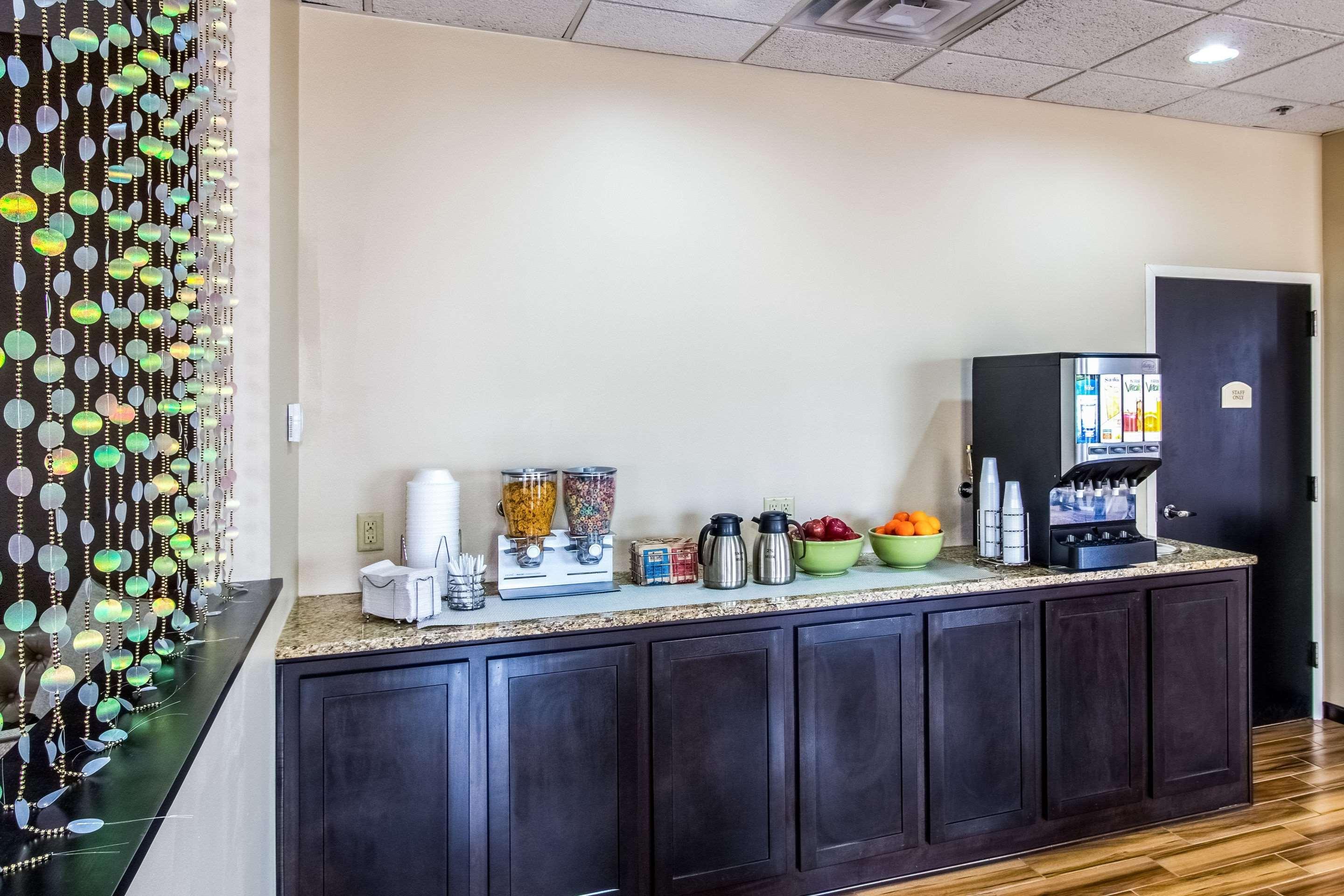 Quality Inn & Suites Moline - Quad Cities Esterno foto