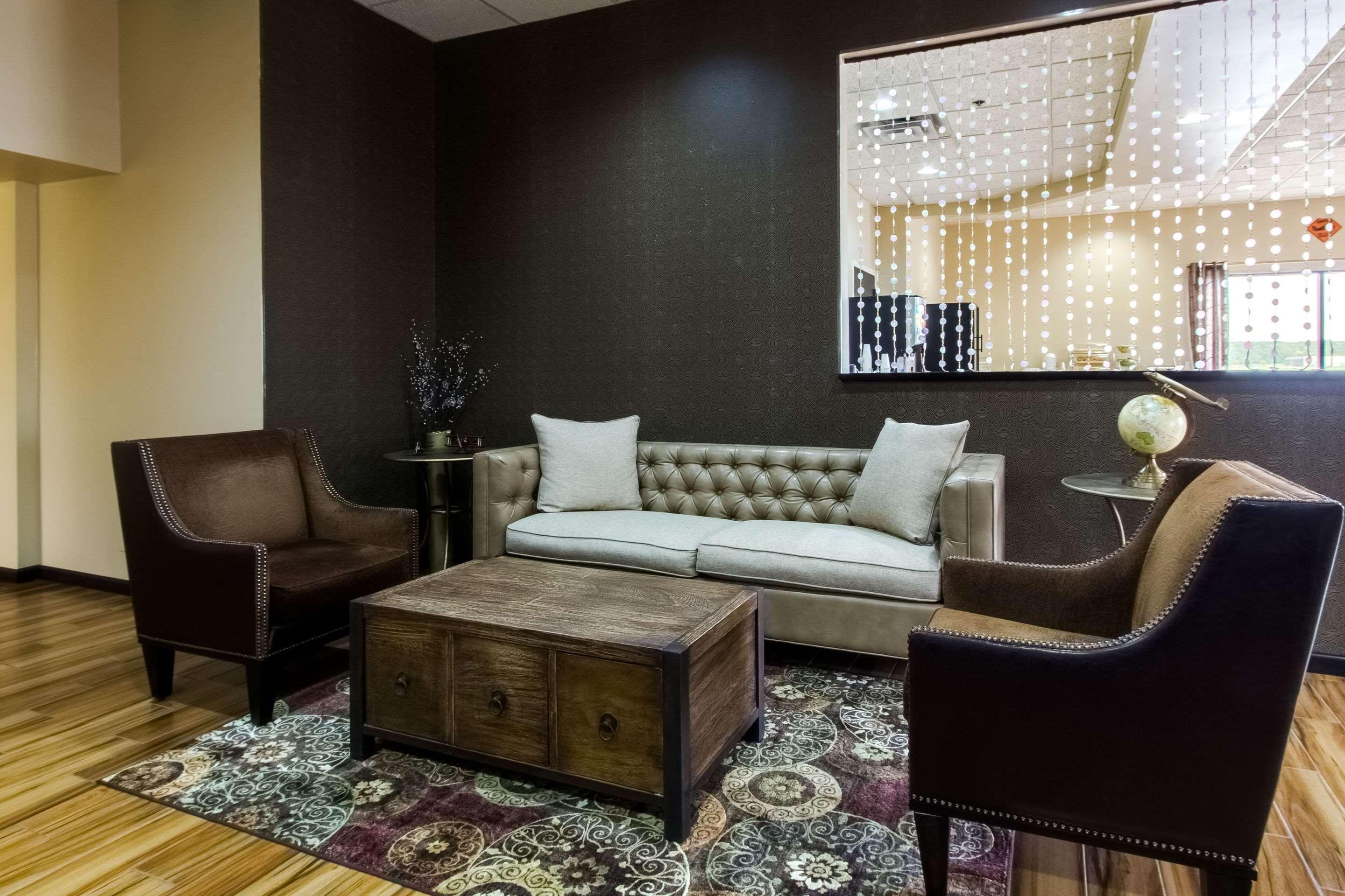 Quality Inn & Suites Moline - Quad Cities Esterno foto