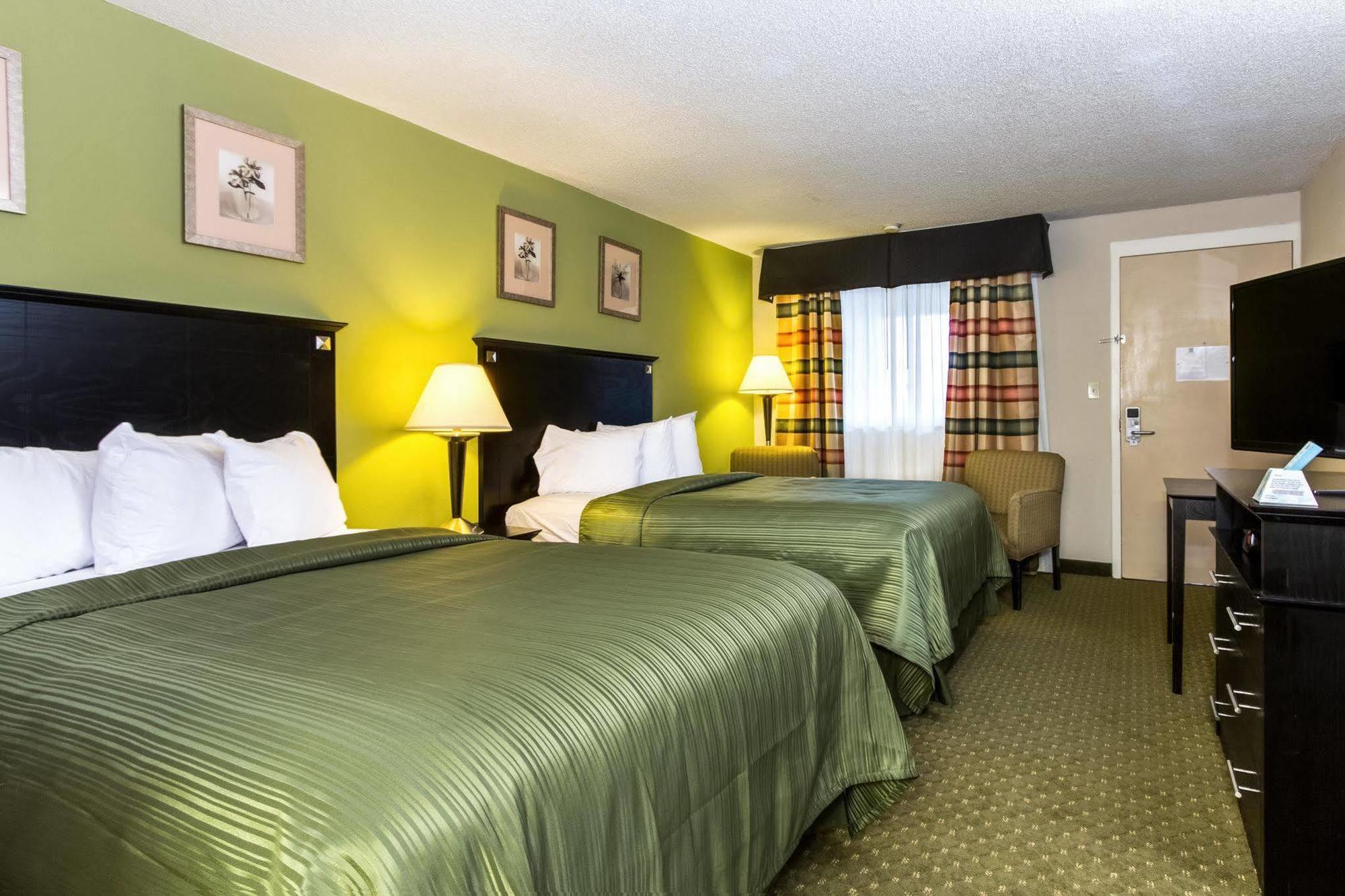 Quality Inn & Suites Moline - Quad Cities Esterno foto